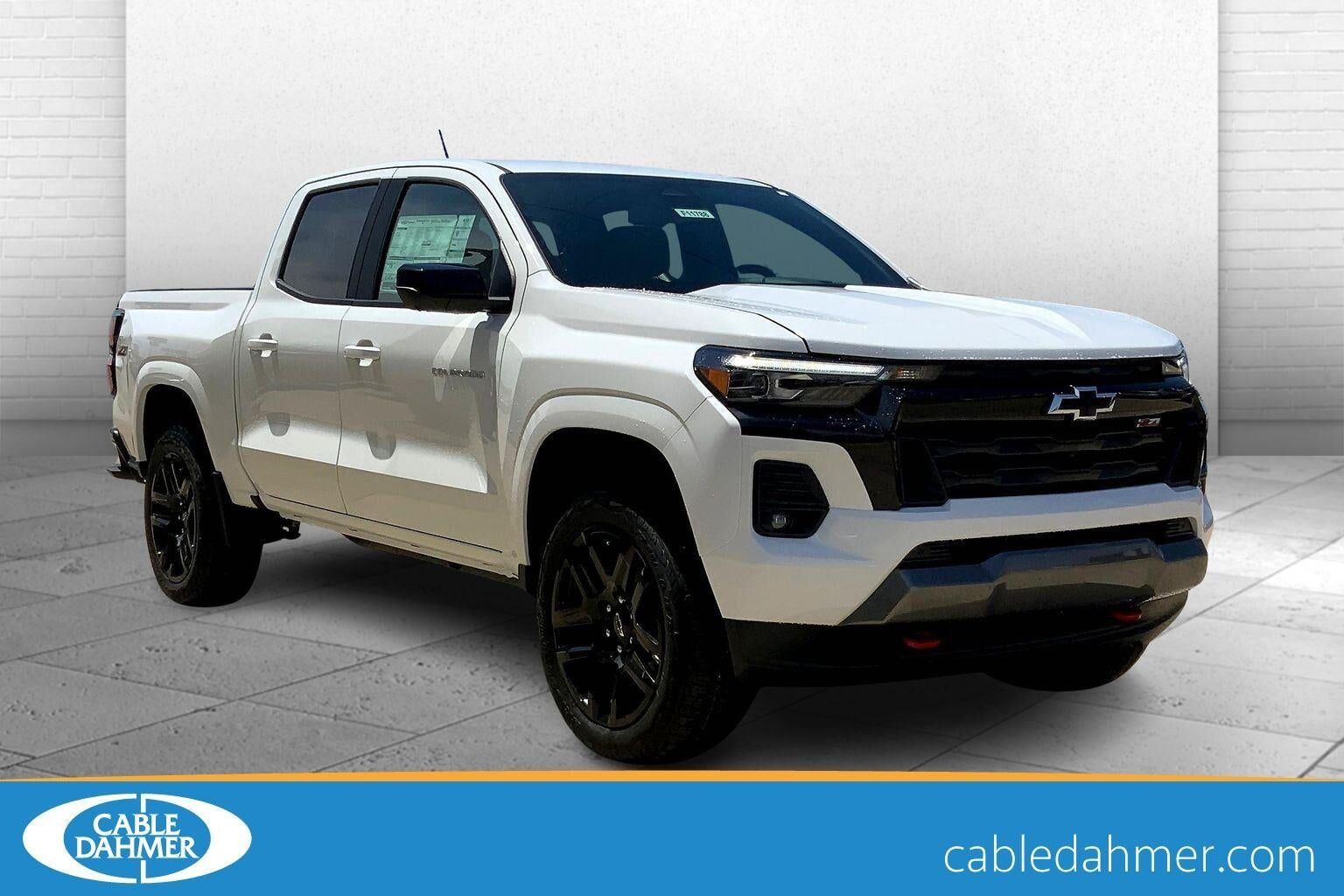 2025 CHEVROLET Colorado