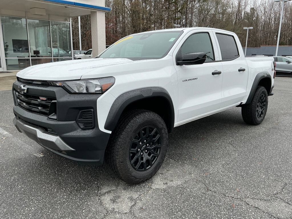 2026 CHEVROLET Colorado