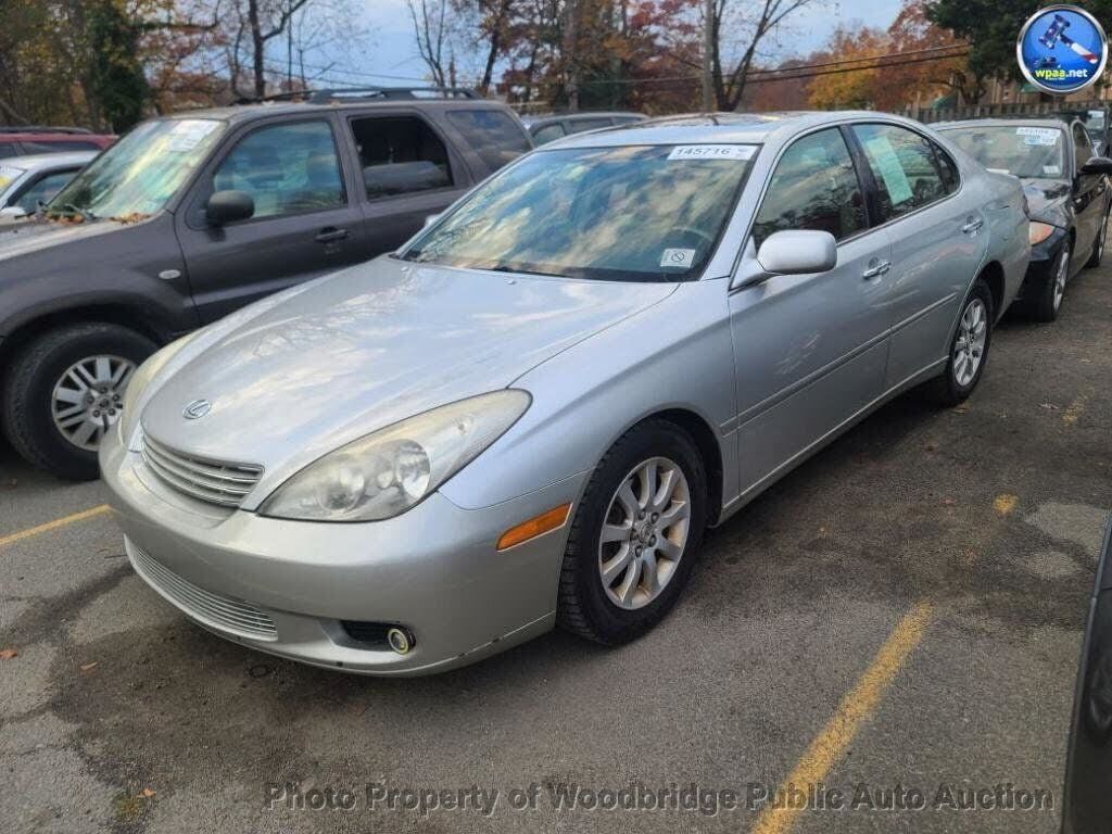 Lexus ES