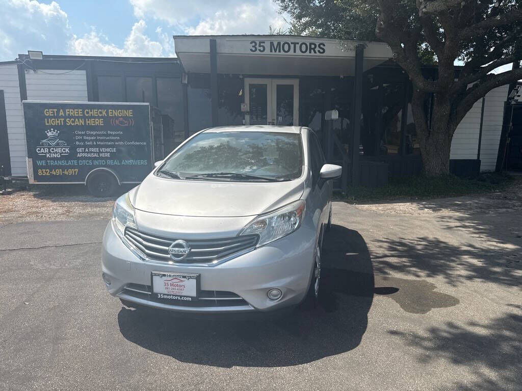 2016 NISSAN Versa