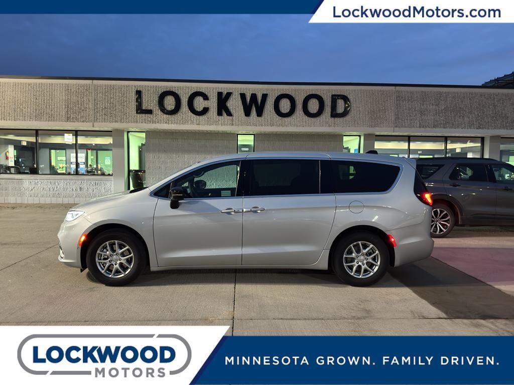 2026 CHRYSLER Pacifica