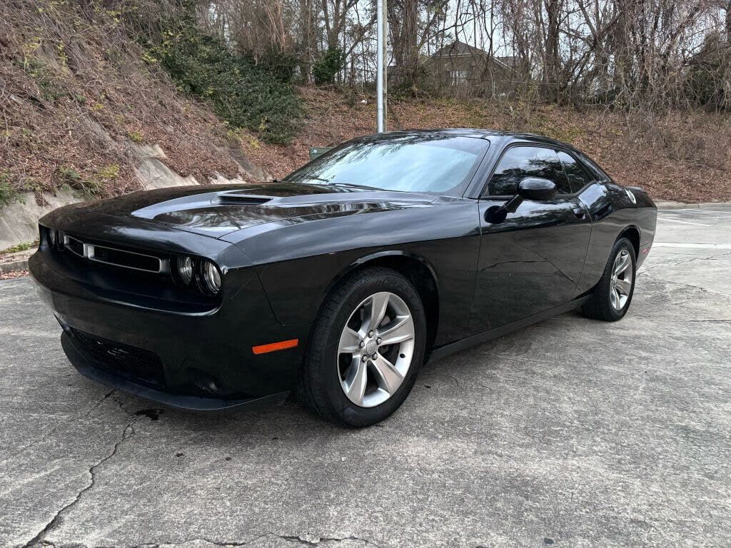 2017 DODGE Challenger