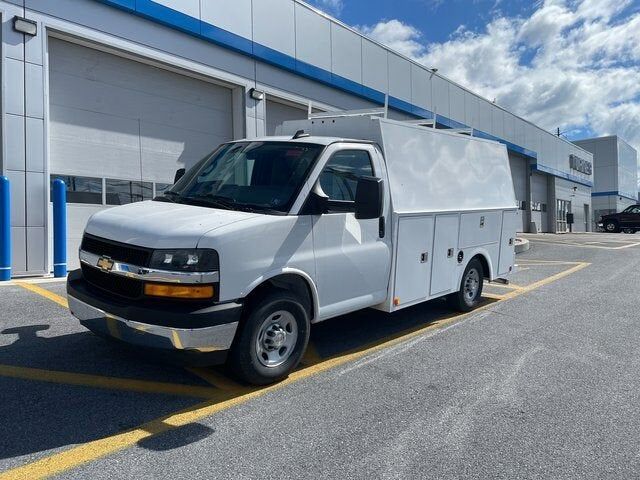 2024 CHEVROLET Express