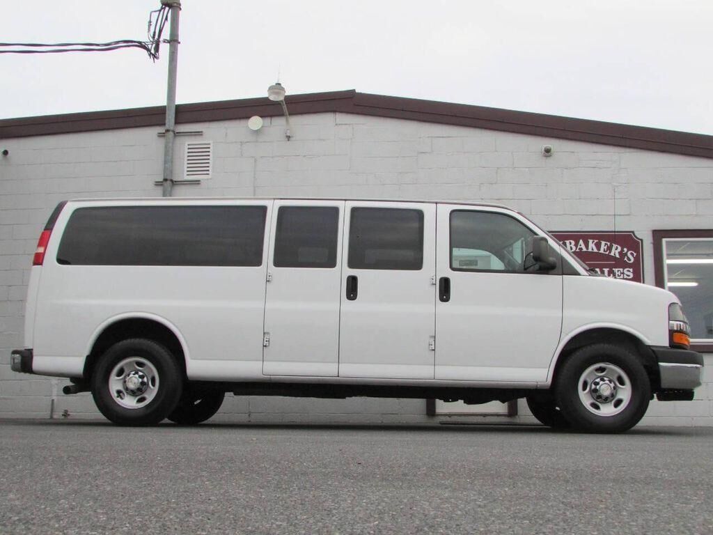 2016 CHEVROLET Express