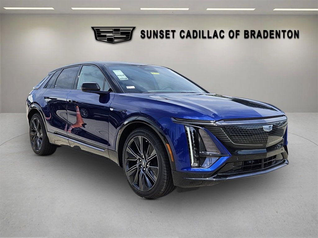 2025 CADILLAC Lyriq