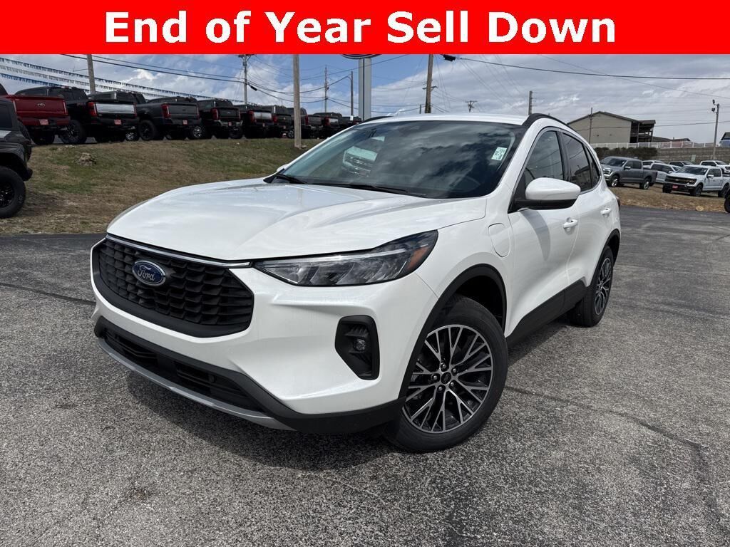 2025 FORD Escape
