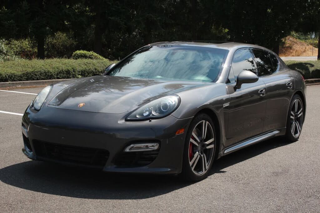 2013 PORSCHE Panamera