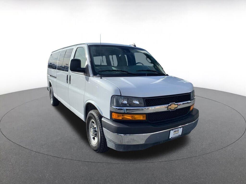 2024 CHEVROLET Express