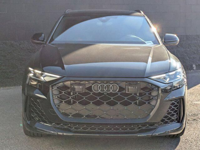 2025 Audi RS Q8