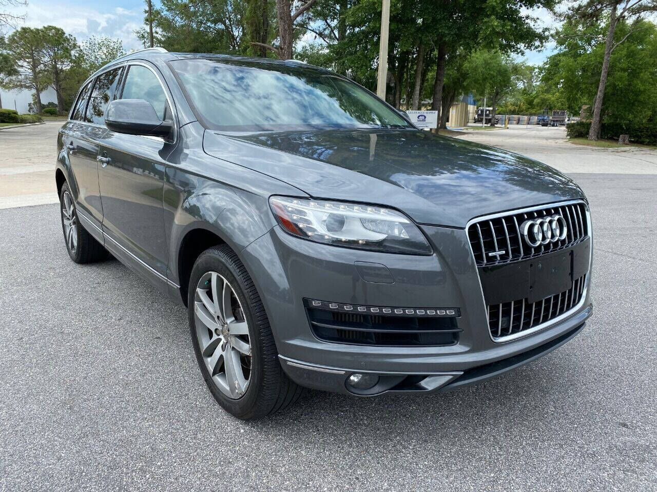 2011 AUDI Q7