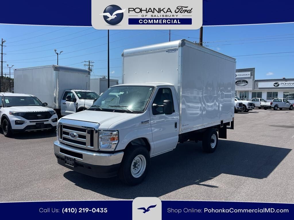 2025 FORD E-350