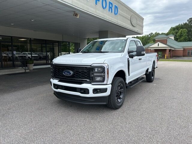2025 FORD F-350