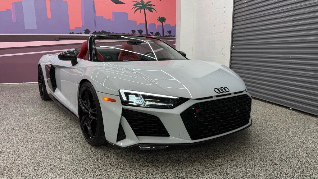 2021 AUDI R8