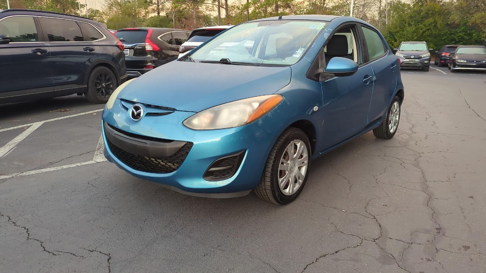 2012 MAZDA Mazda2