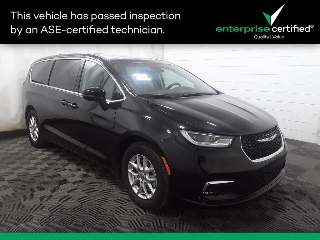 2023 CHRYSLER Pacifica