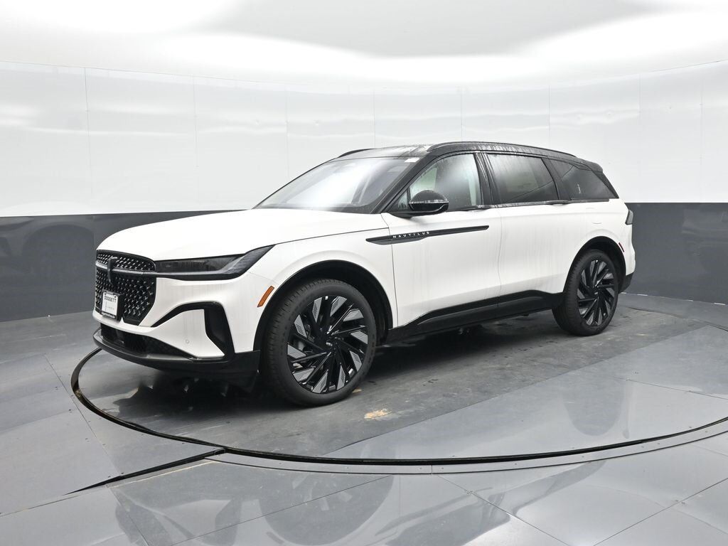 2026 LINCOLN Nautilus