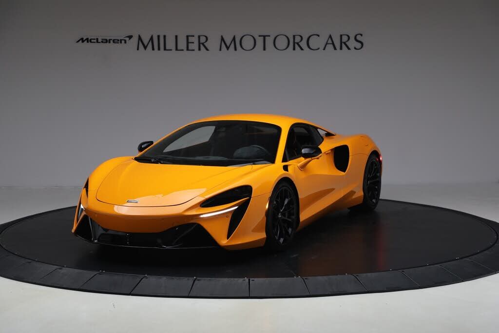 2024 MCLAREN ARTURA