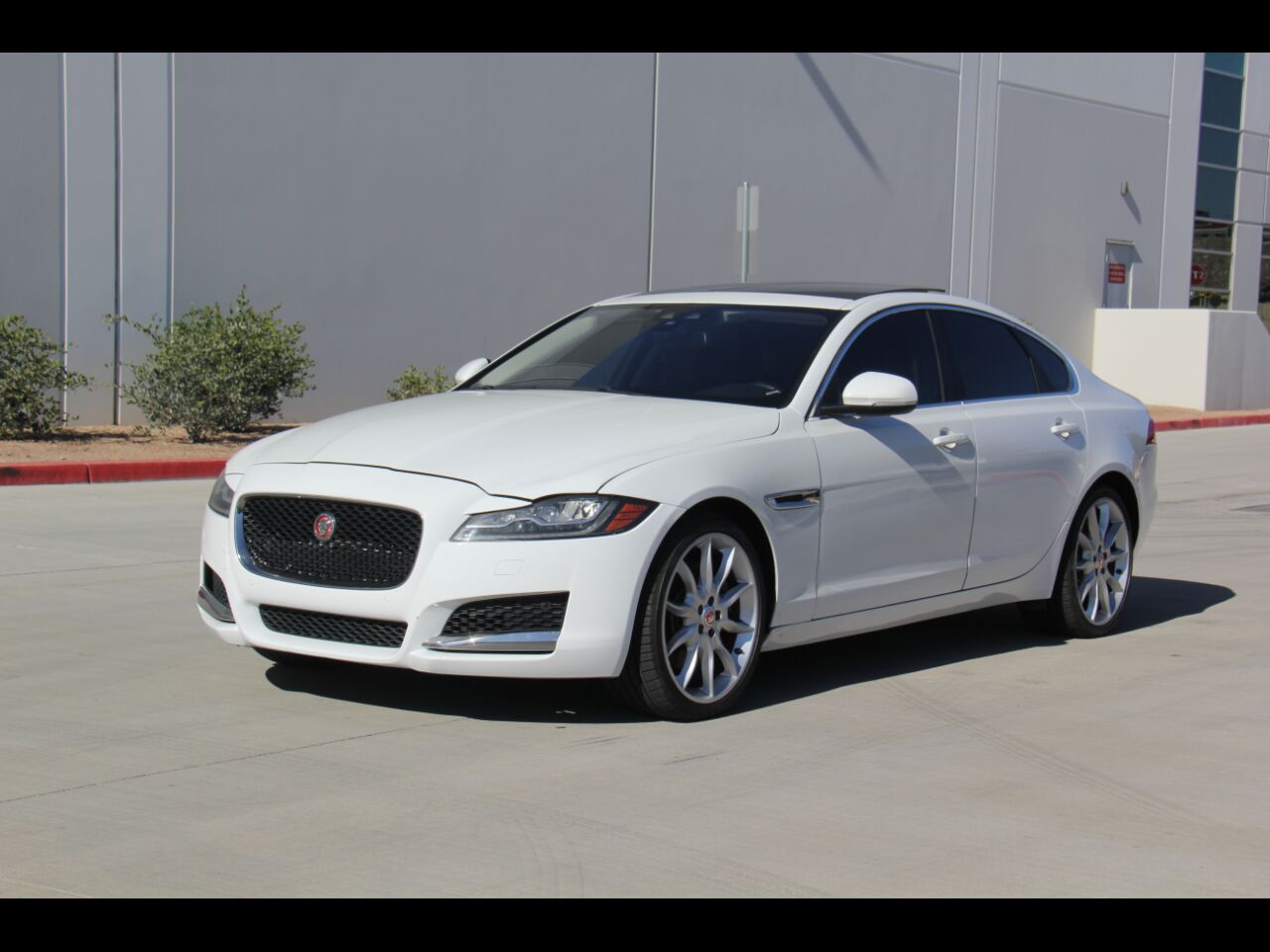 2016 JAGUAR XF