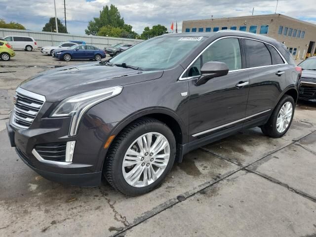 2017 CADILLAC XT5