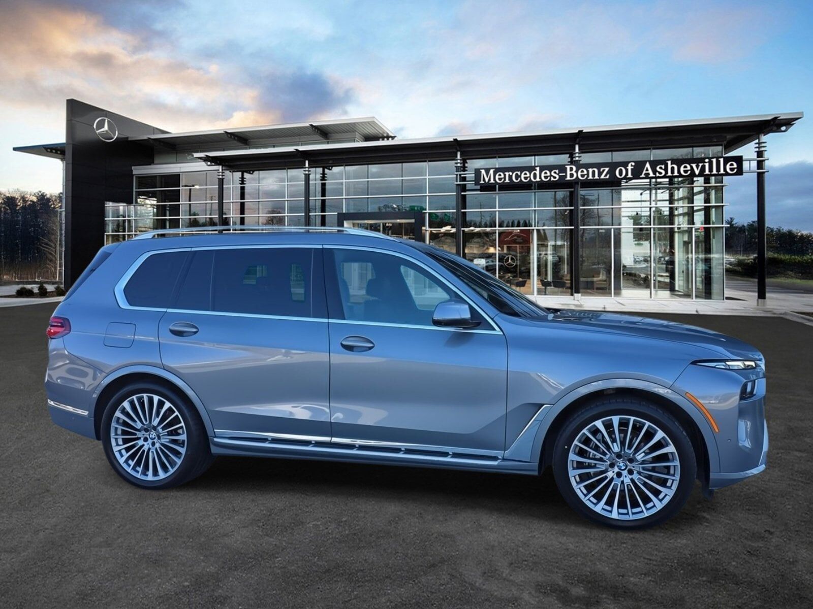 2023 BMW X7