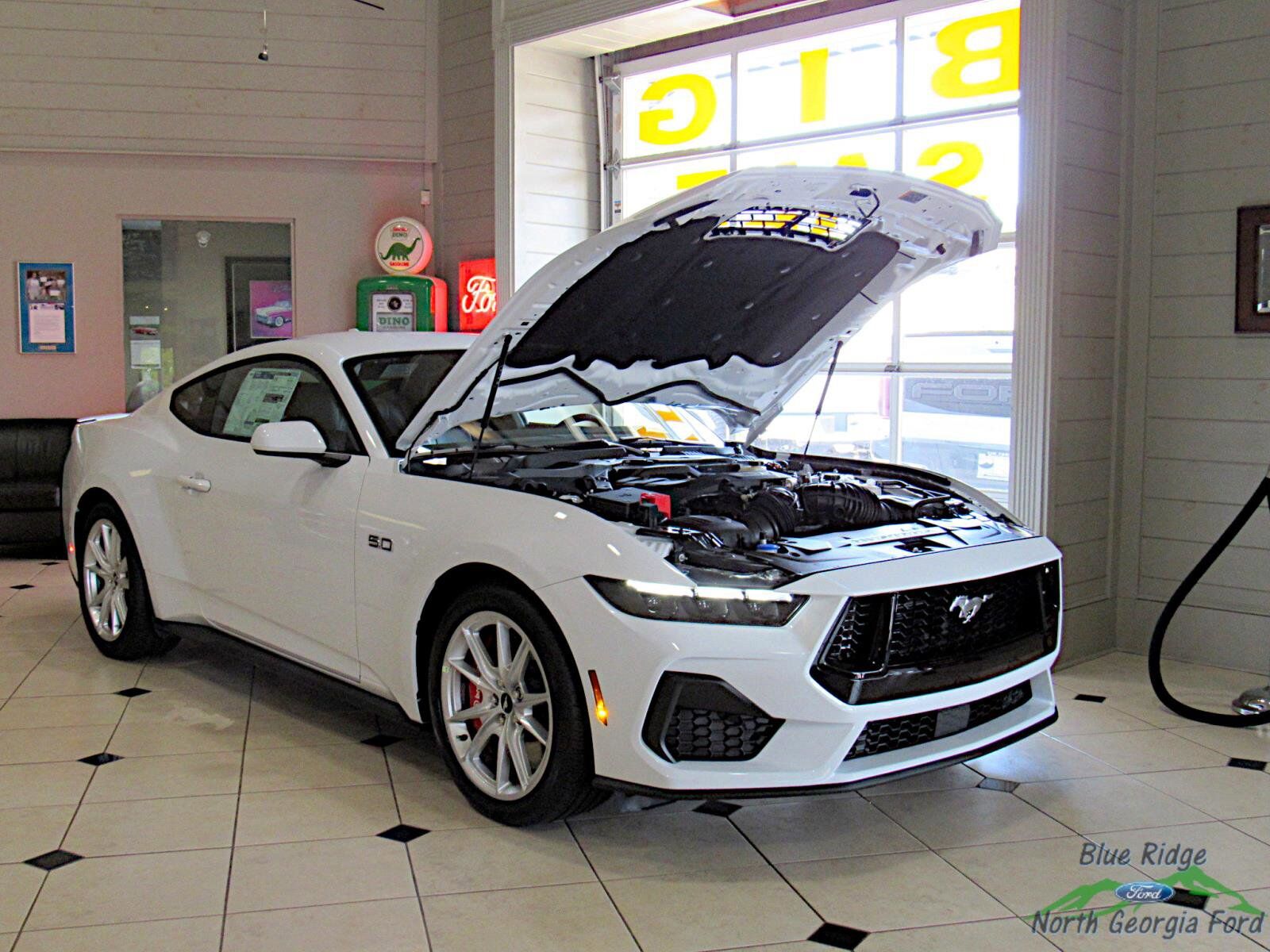 2025 FORD Mustang