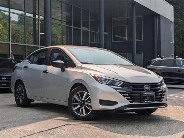 2024 NISSAN Versa