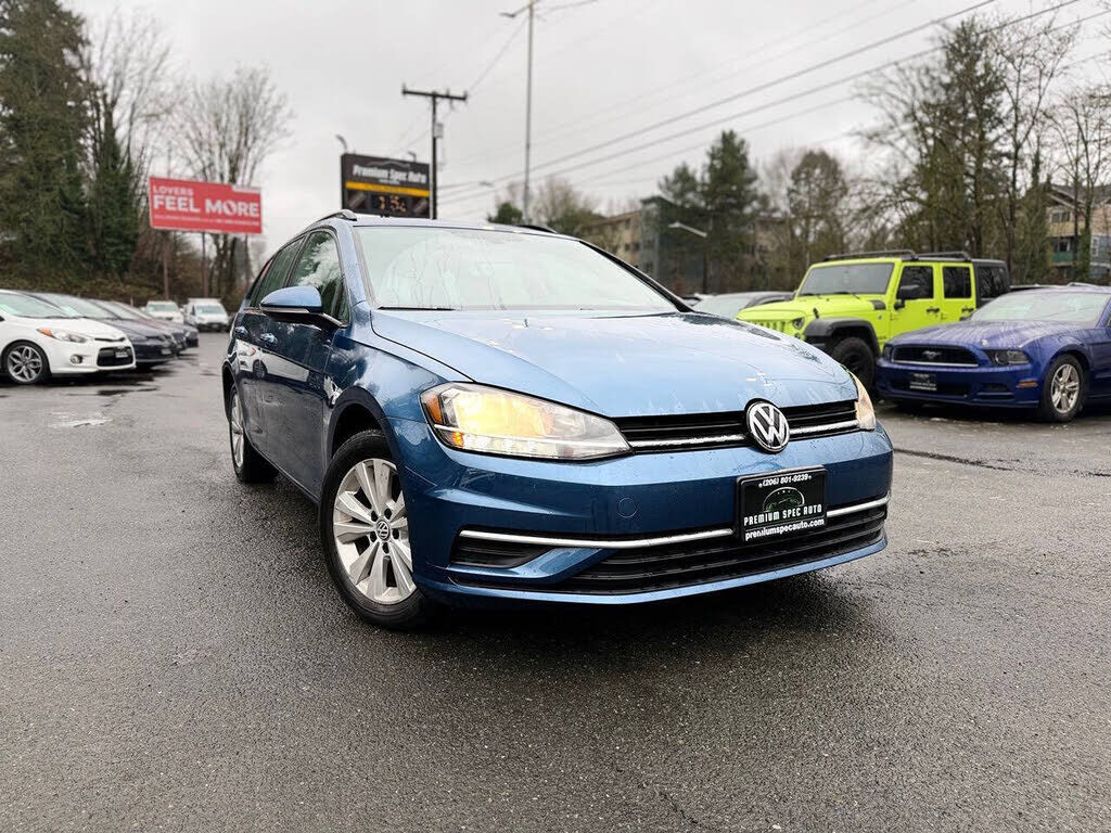2019 VOLKSWAGEN Golf SportWagen
