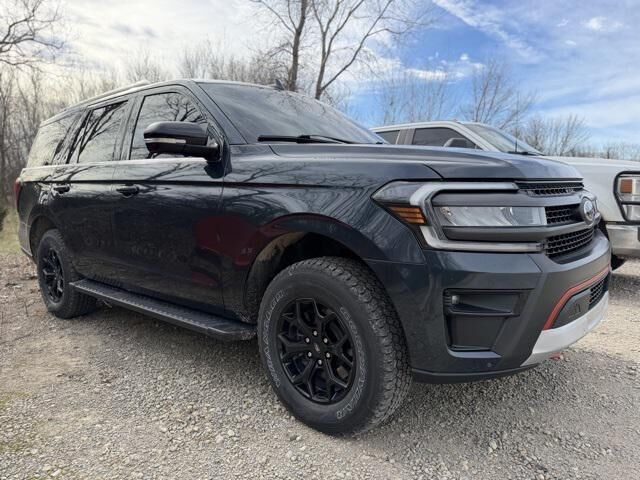 2022 FORD Expedition