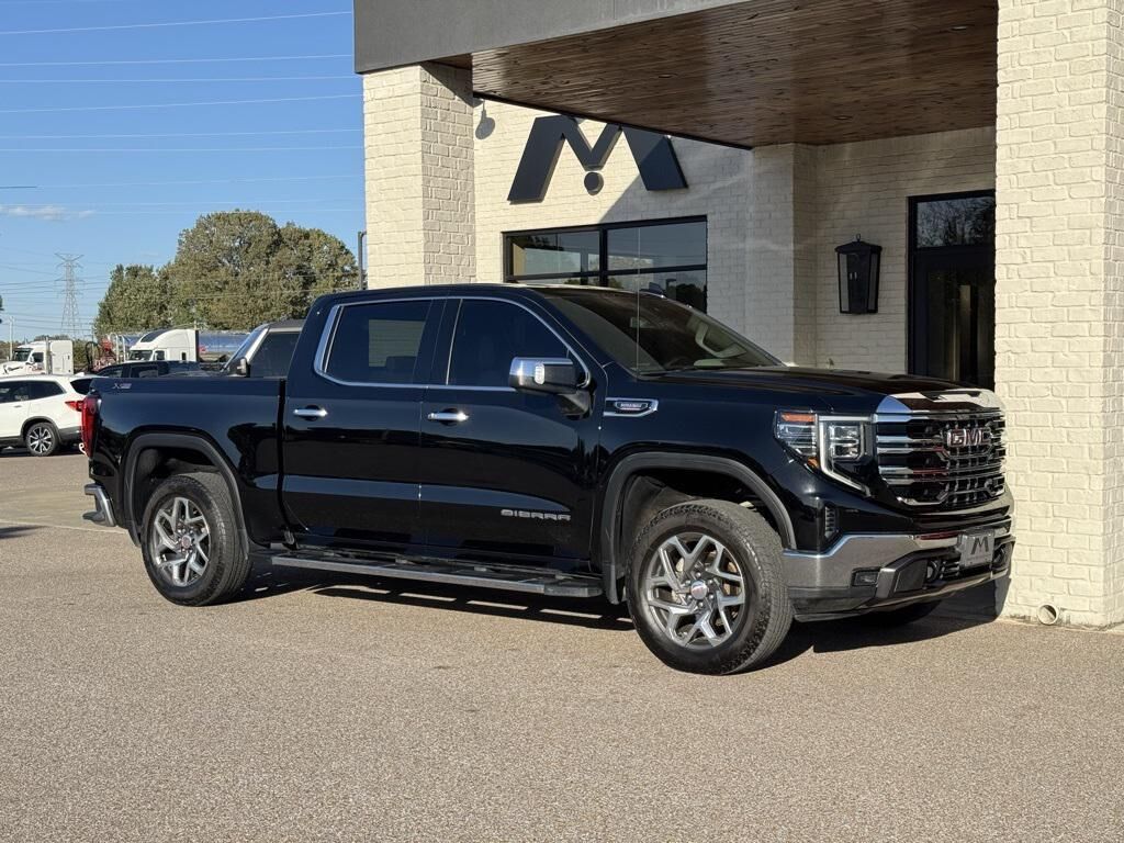 2023 GMC Sierra