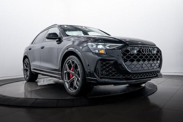 2026 AUDI RS Q8