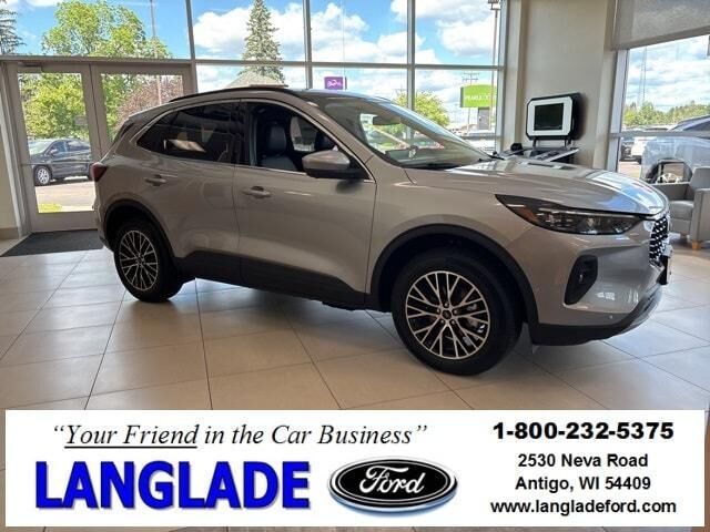 2024 FORD Escape