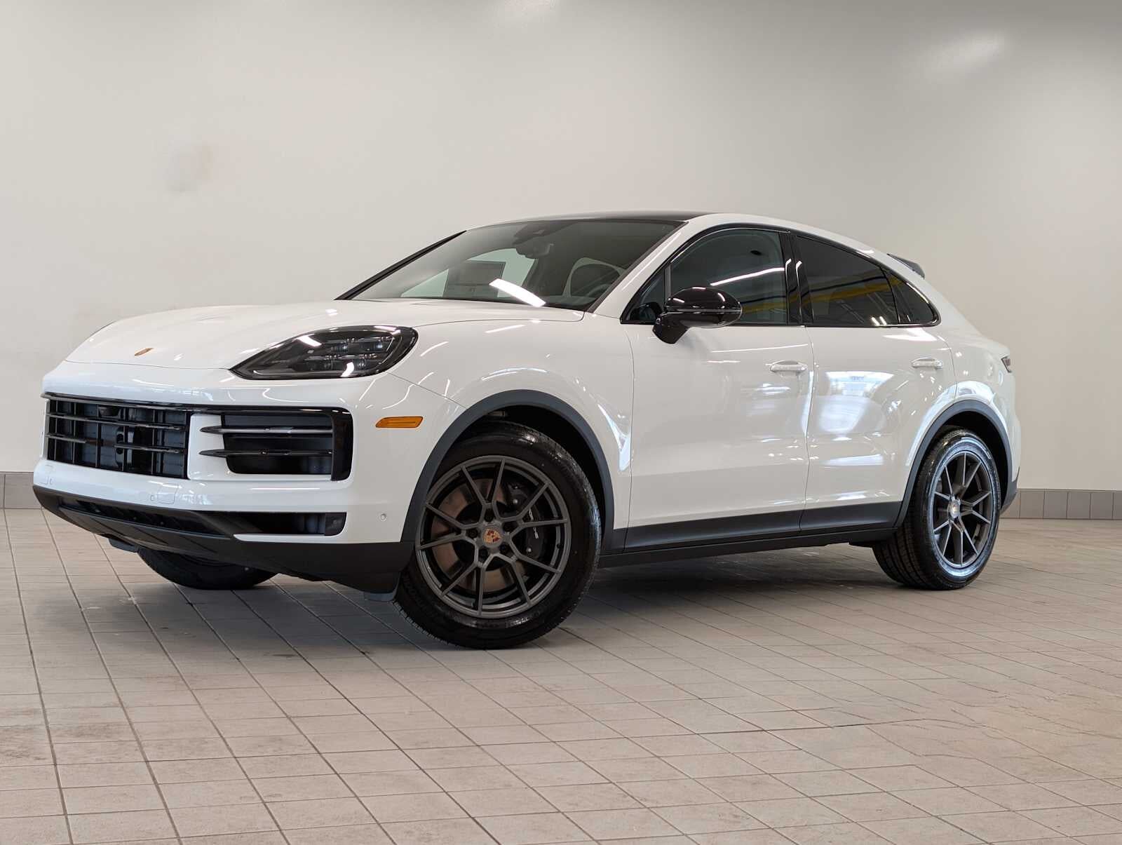 2025 PORSCHE Cayenne