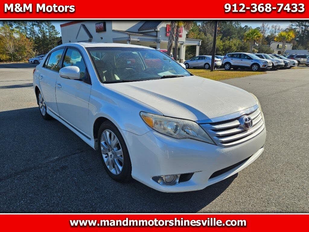 2011 TOYOTA Avalon