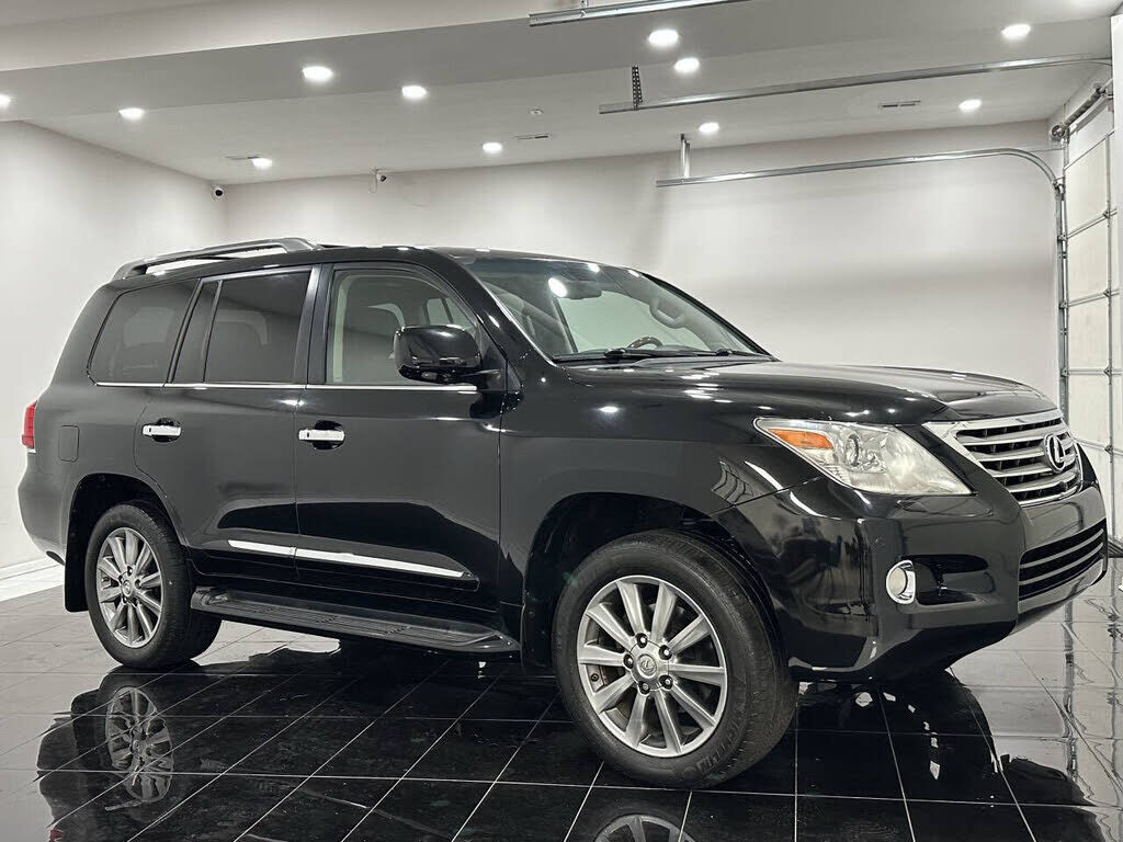 2011 LEXUS LX