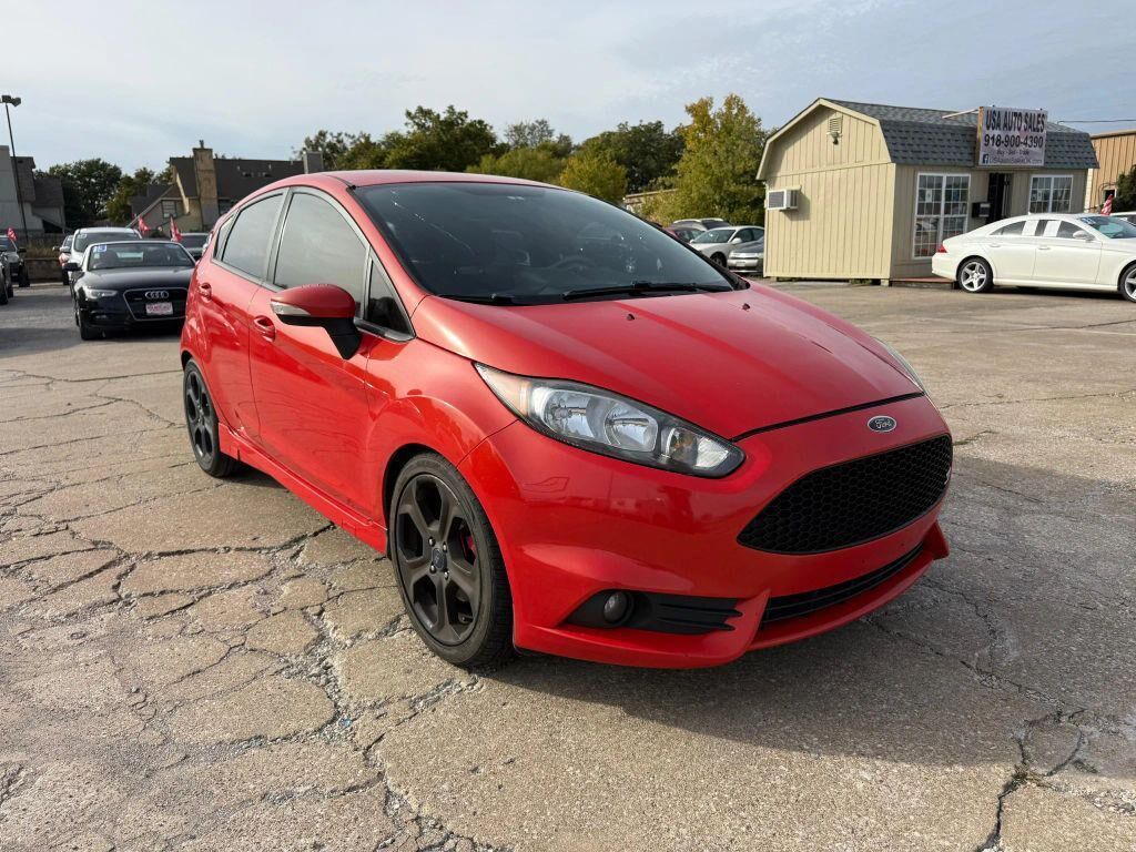 2014 FORD Fiesta