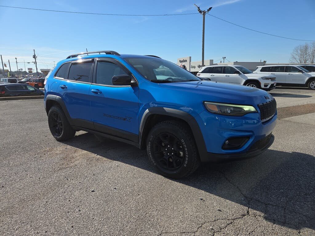 2022 JEEP Cherokee