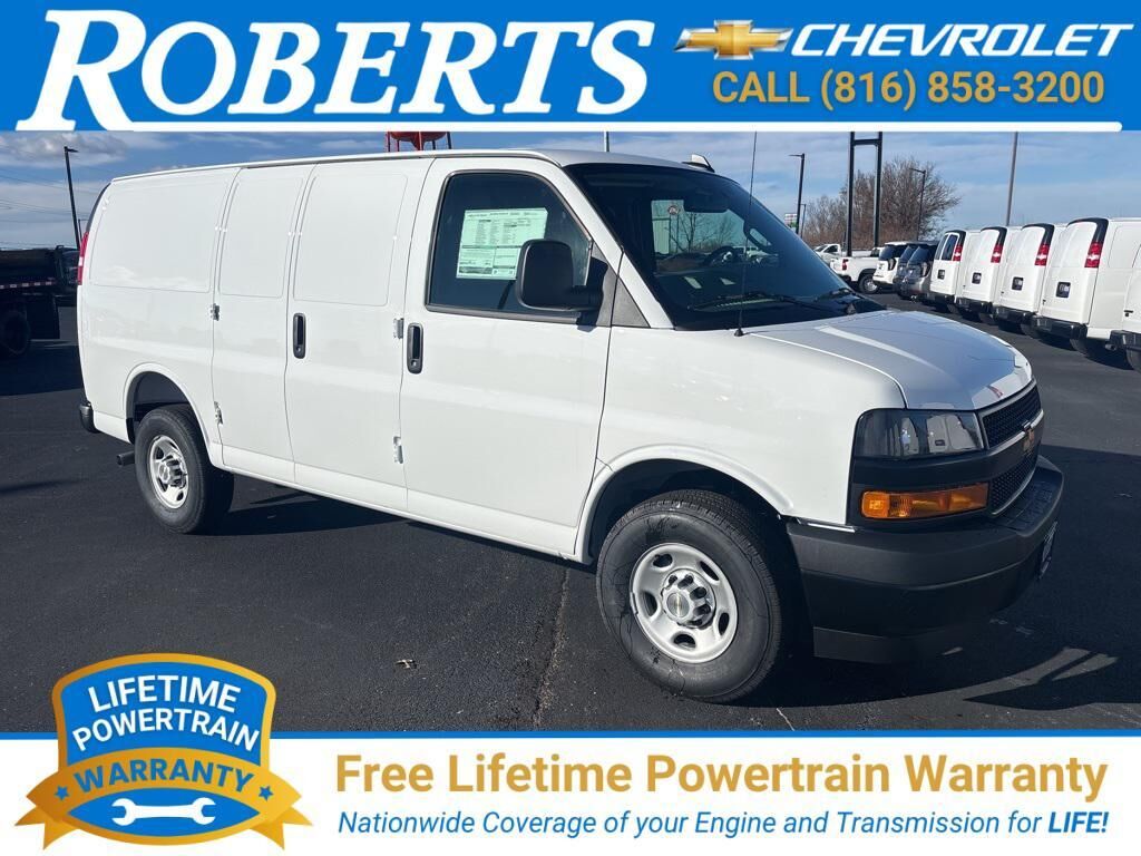 2025 CHEVROLET Express