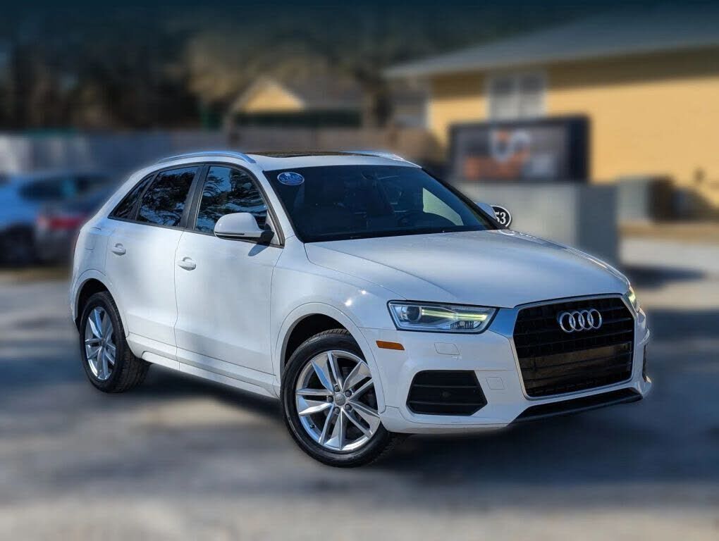 2017 AUDI Q3