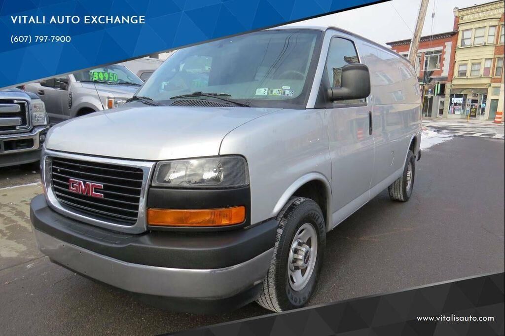 2017 GMC Savana