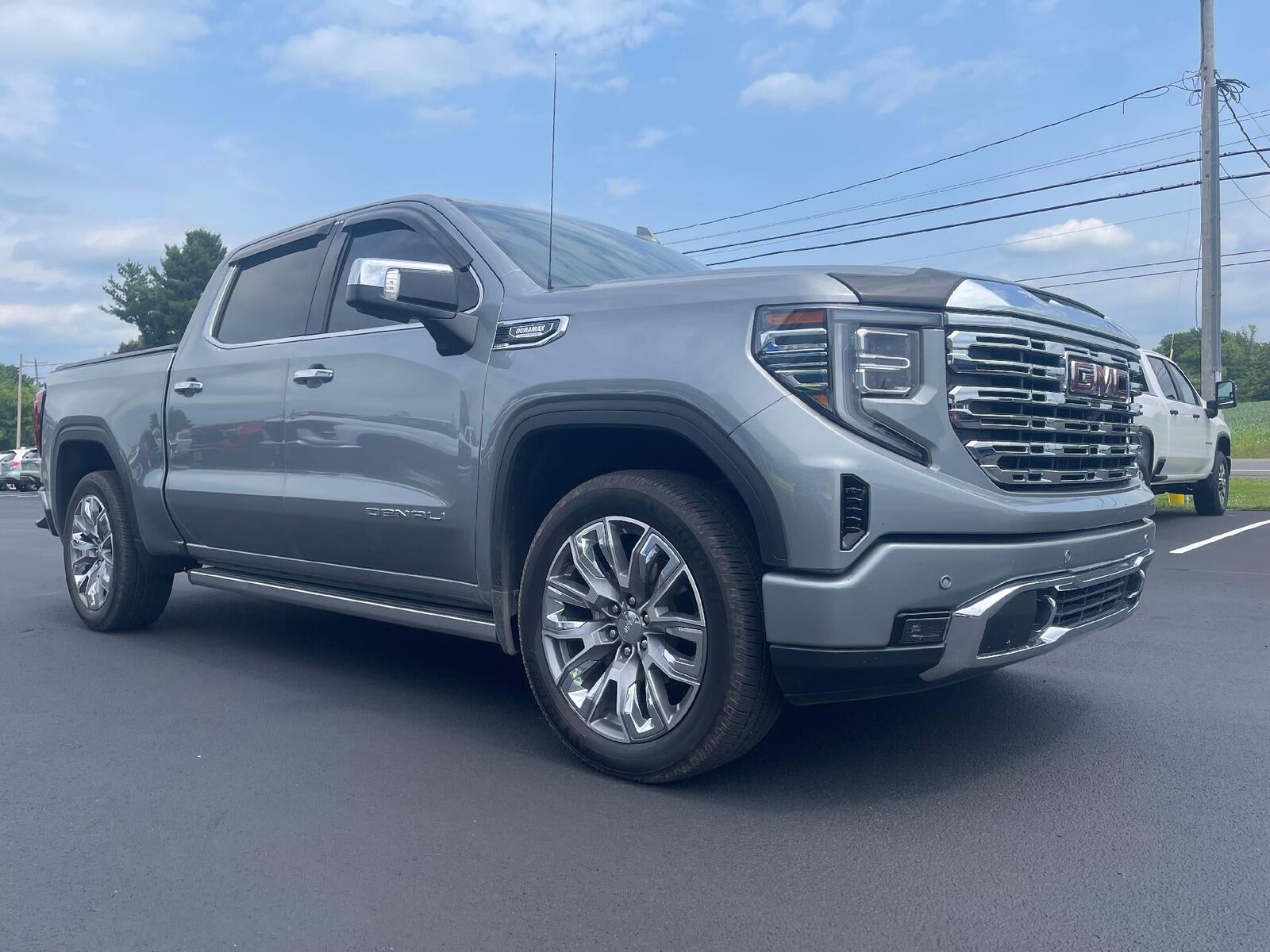 2025 GMC Sierra