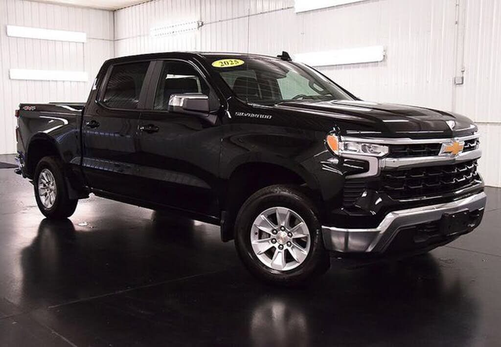 2025 CHEVROLET Silverado