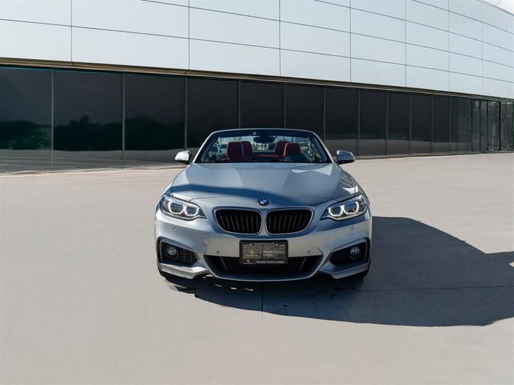 BMW 230i