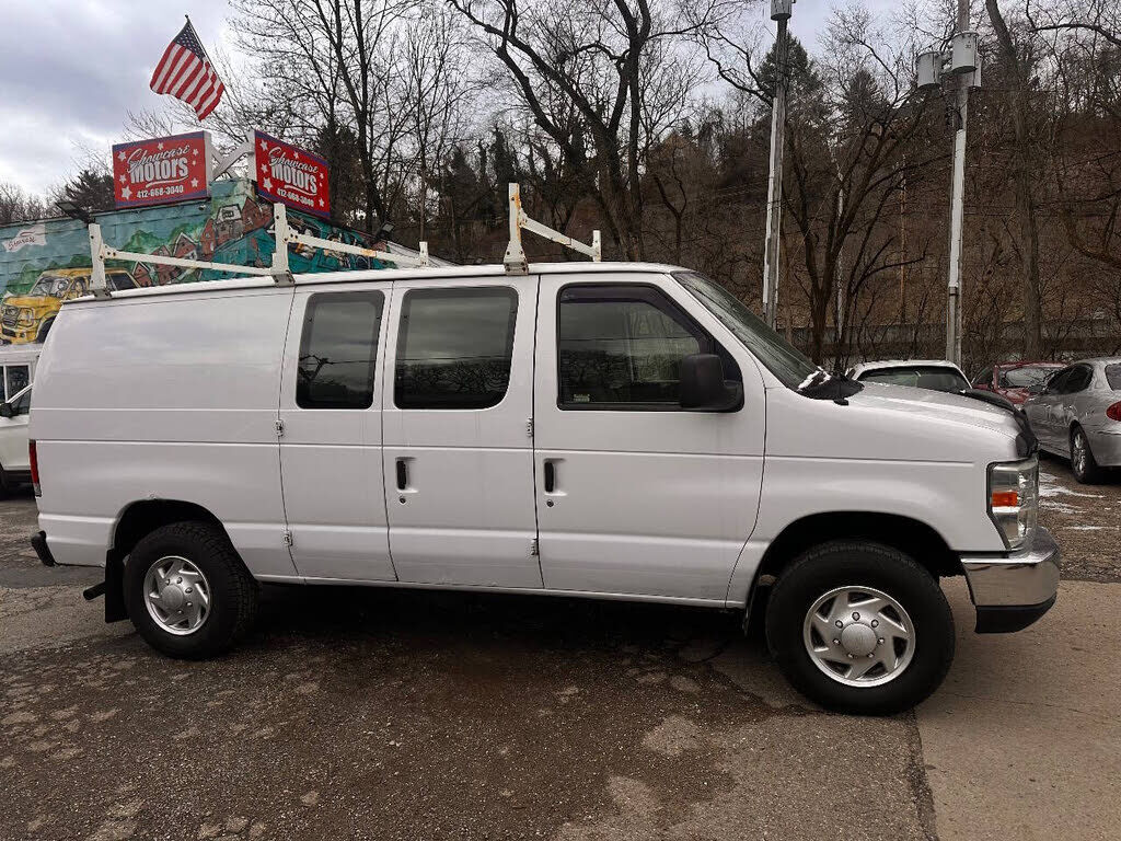2012 FORD E-250