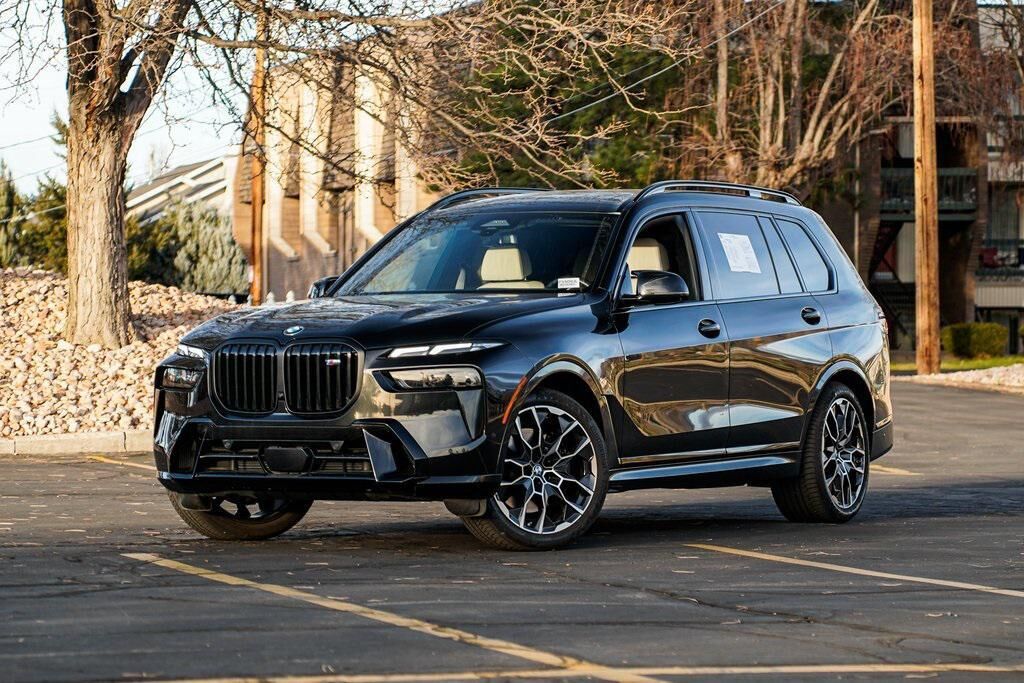 2025 BMW X7