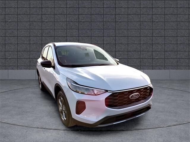 2026 FORD Escape
