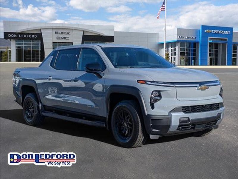 2026 CHEVROLET Silverado EV