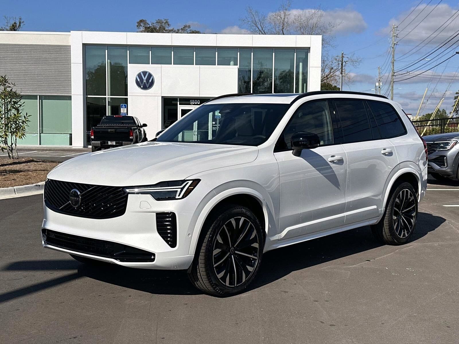 2026 VOLVO XC90
