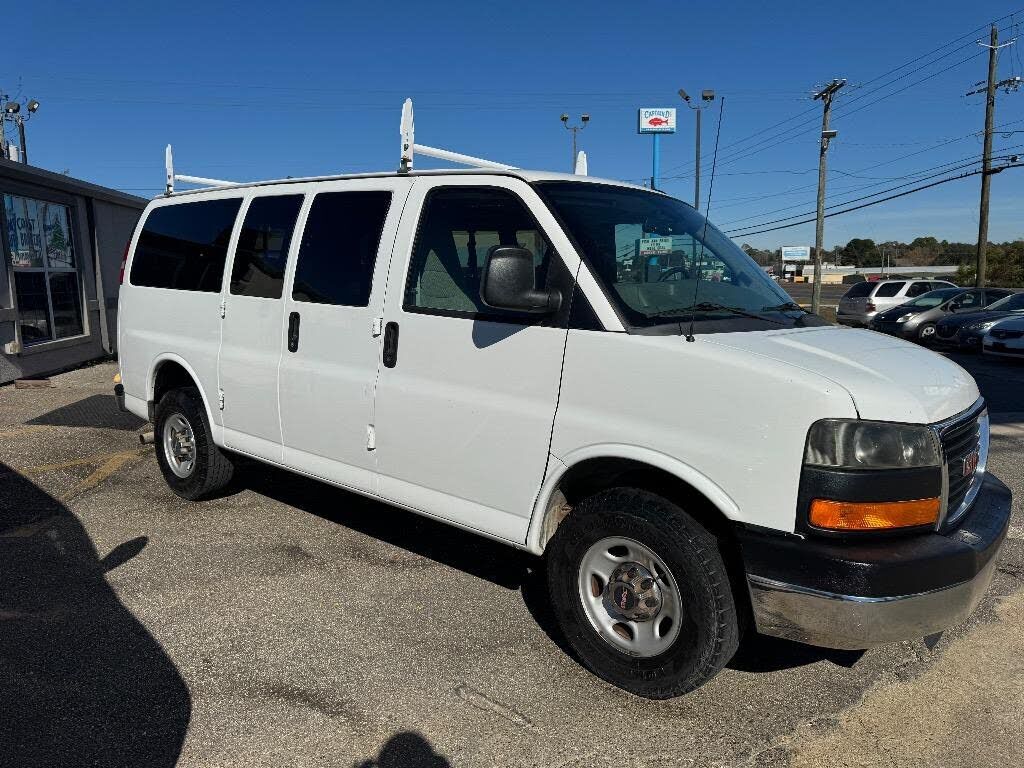 2011 GMC Savana