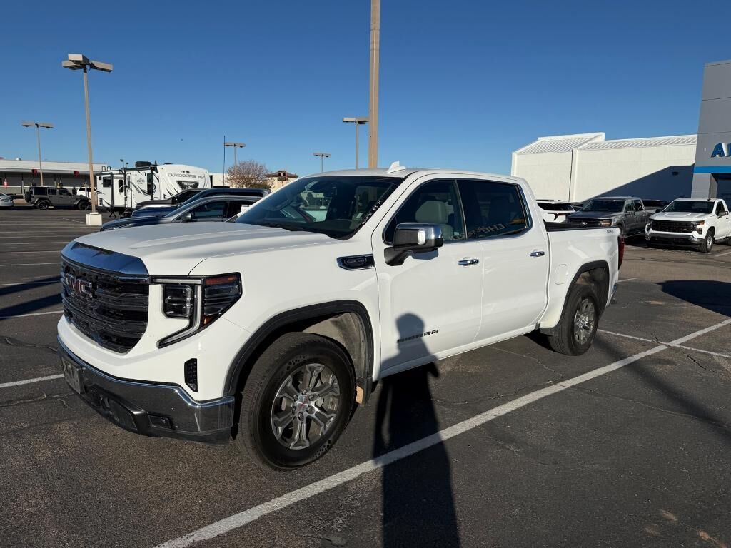 2024 GMC Sierra
