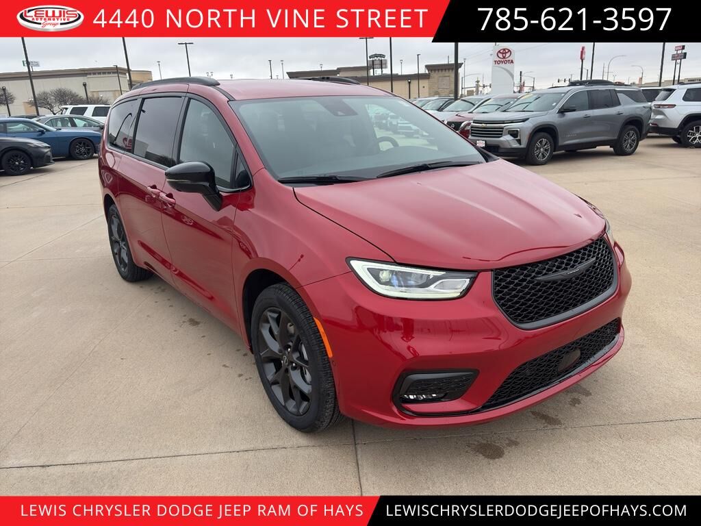 2026 CHRYSLER Pacifica